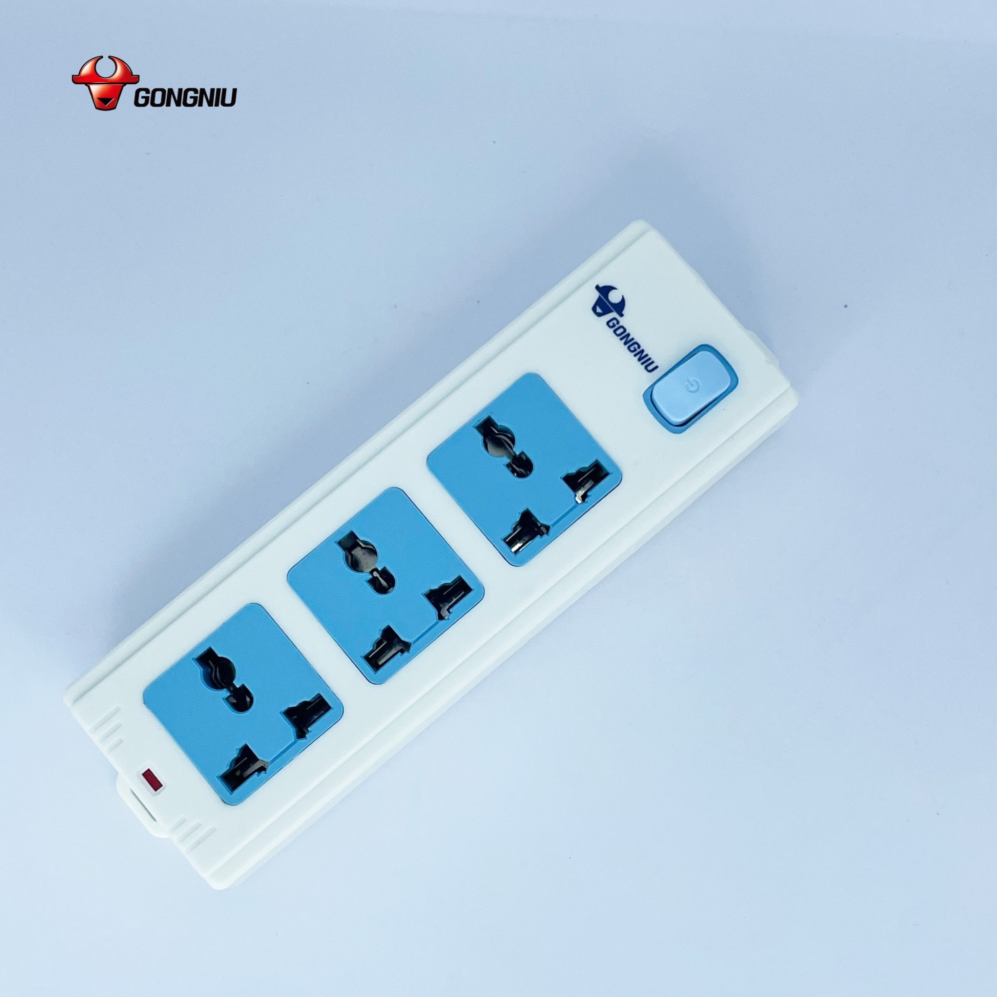Ổ Cắm Gongniu 3 Ổ Đa Năng 1 Công Tắc Không Kèm Dây 2500W – 413K