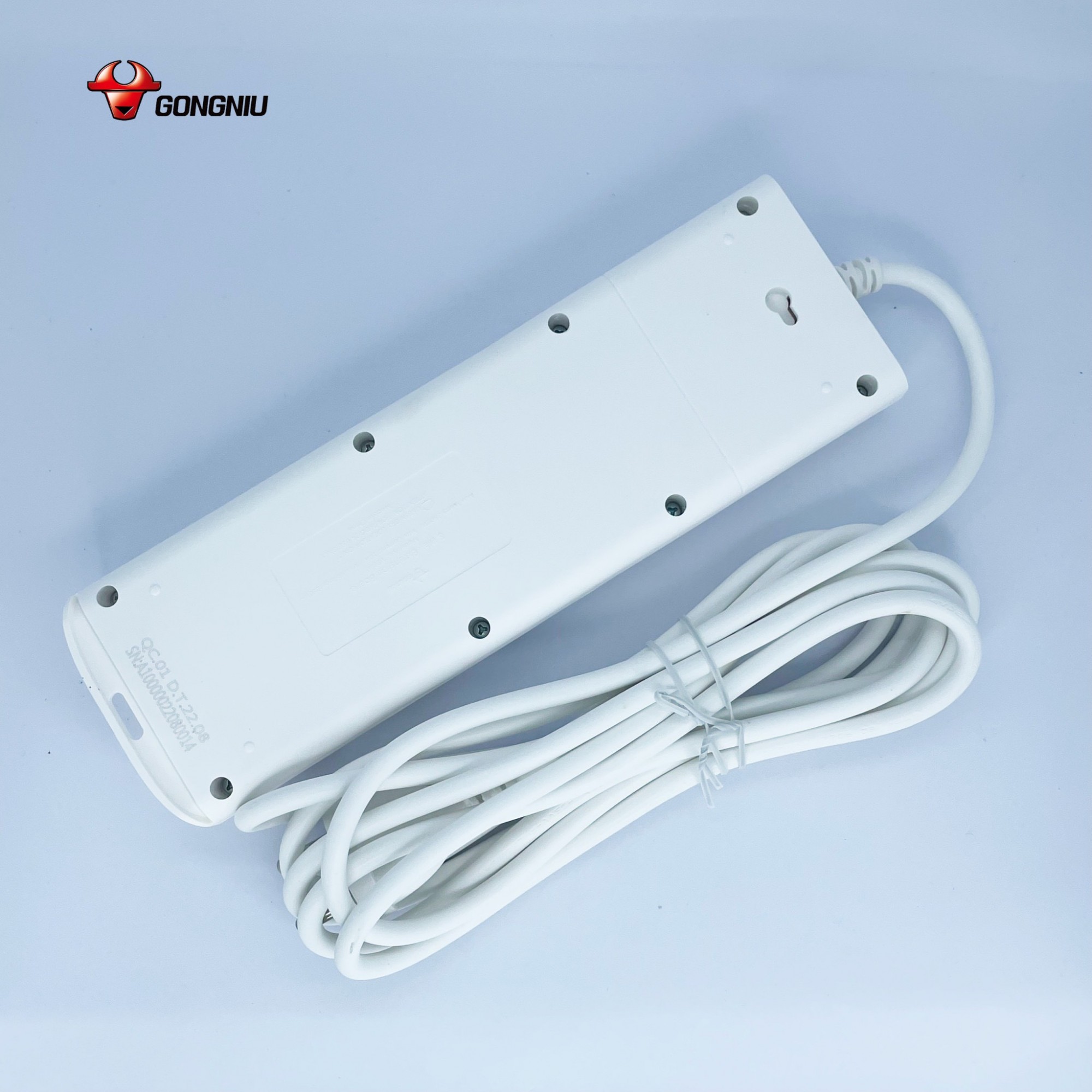 Ổ Cắm Chống Cháy GONEO Đa Năng 8 Ổ 1 Công Tắc 2500W – V1080