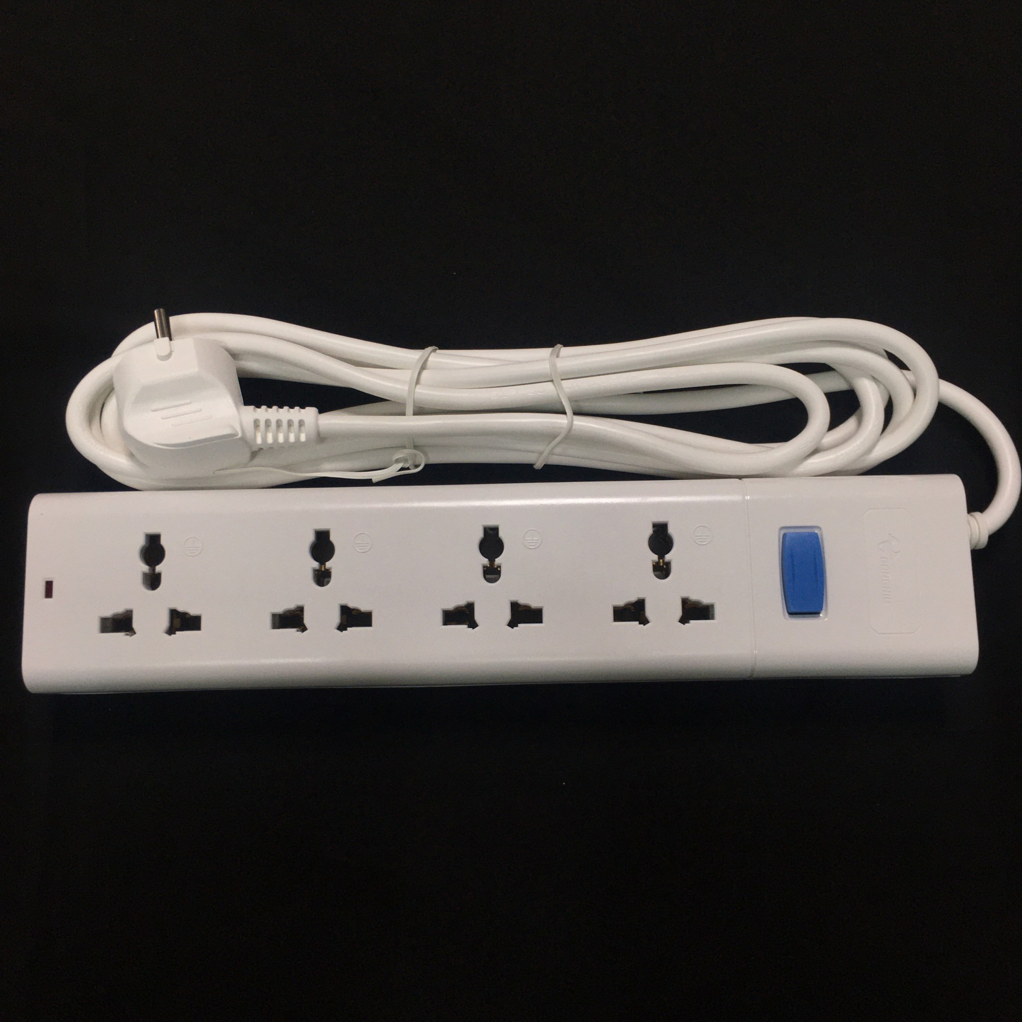 TOP 3 Ổ CẮM ĐIỆN TỐT NHẤT HIỆN NAY 5