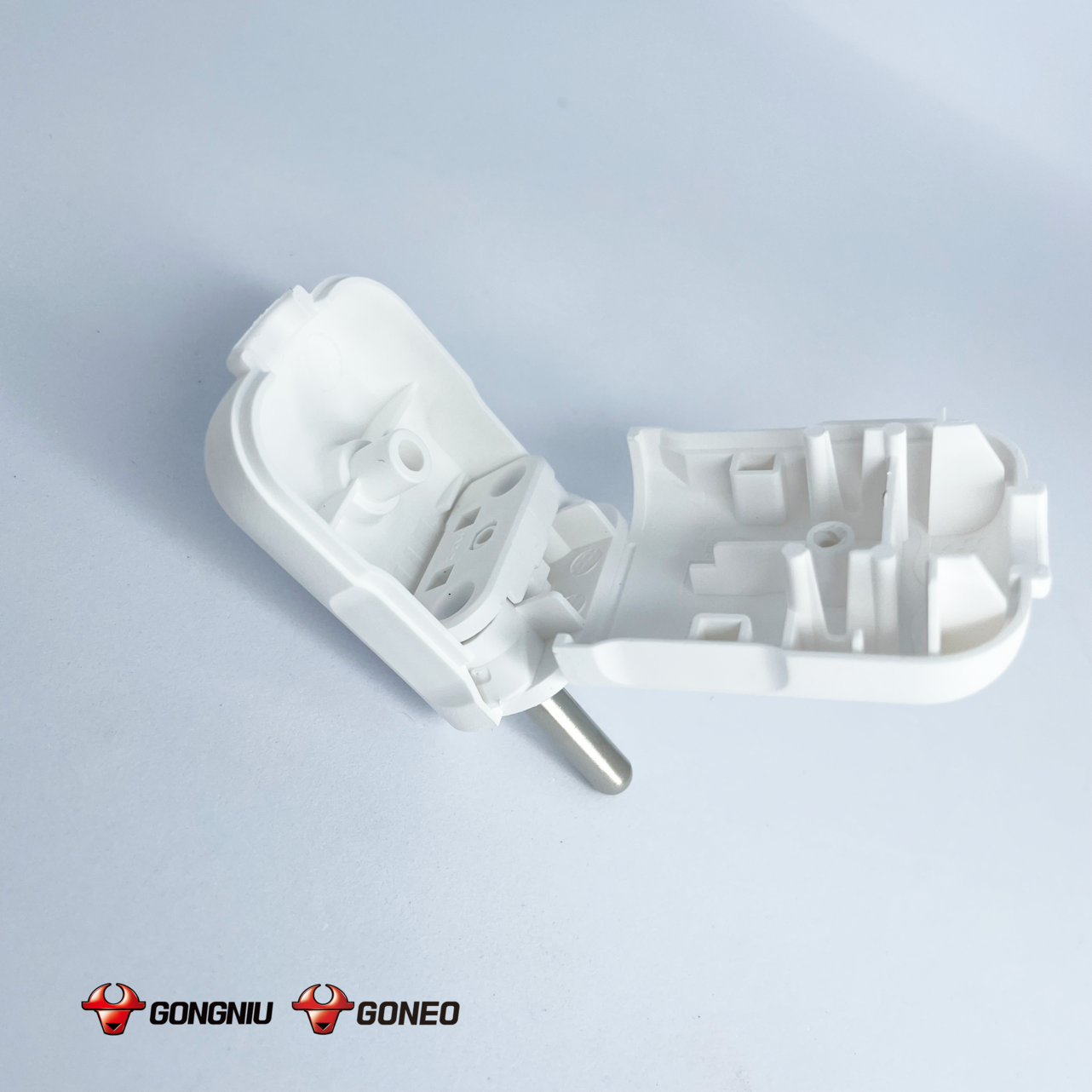 Chân Cắm Điện GONEO 10F2 – 2500W/16A – Đa năng – Chính hãng GONEO
